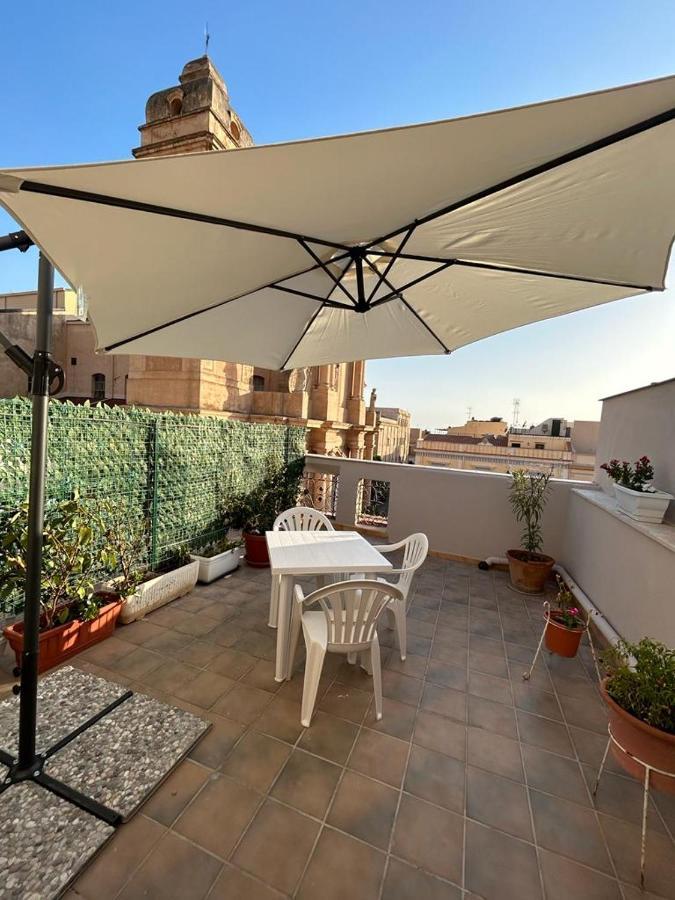 La Casa In Piazza Hotel Terrasini Eksteriør billede